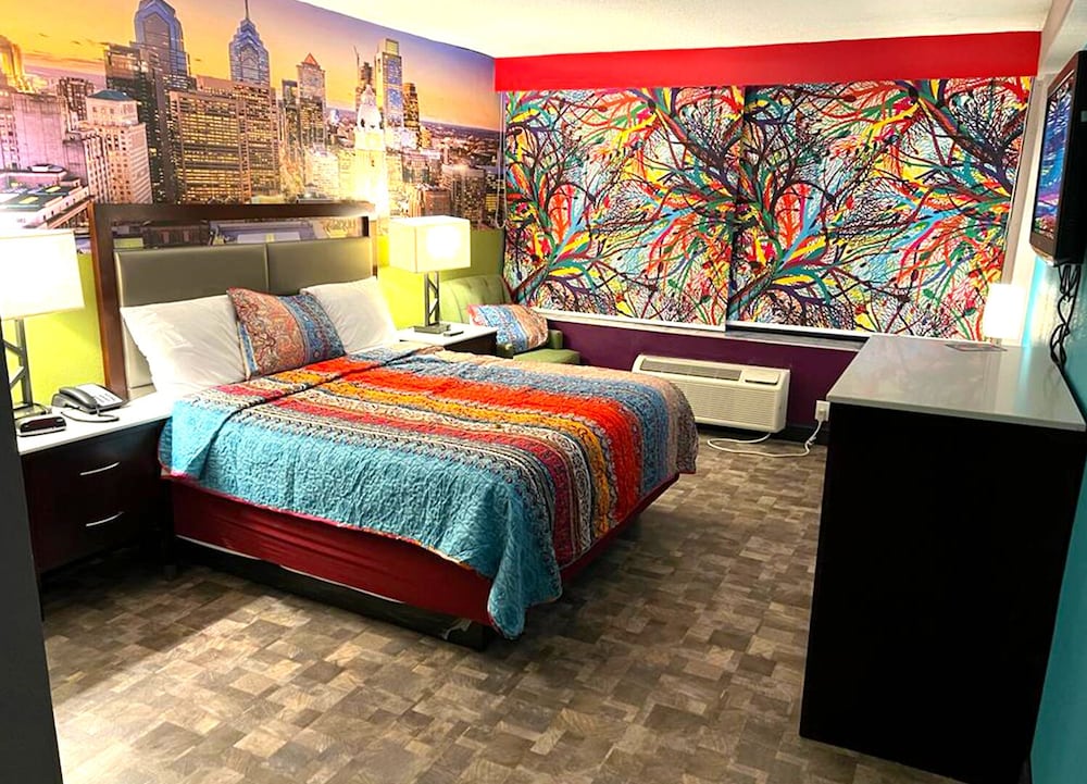 Фото Philly Inn & Suites