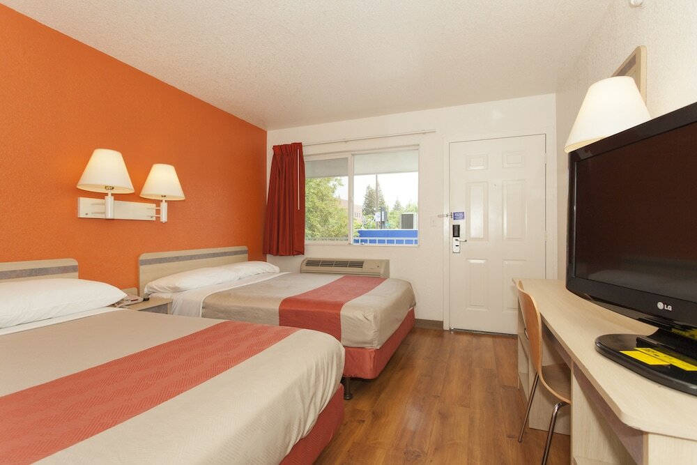 Фото Motel 6 Belmont, Ca - San Francisco - Redwood City