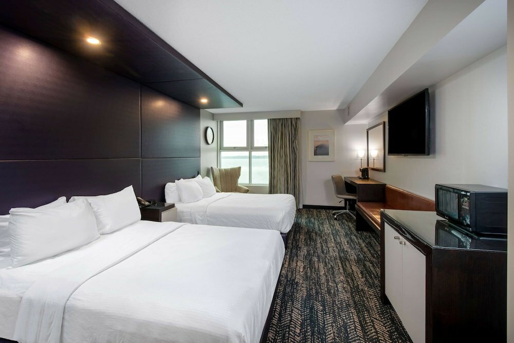 Фото 41 Lakefront Hotel, Trademark Collection by Wyndham