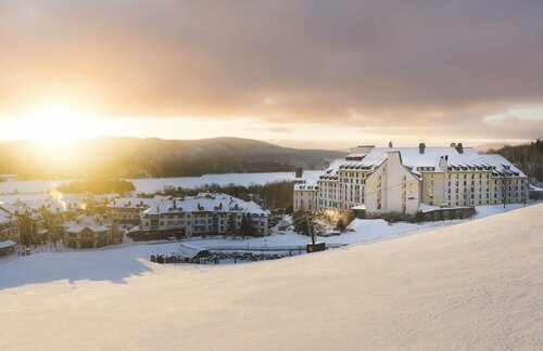 Гостиница Fairmont Tremblant в Мон-Трамблан