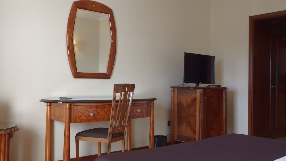 Фото Golden Tulip Porto Gaia Hotel & SPA