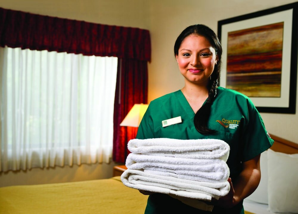 Фото Quality Suites London