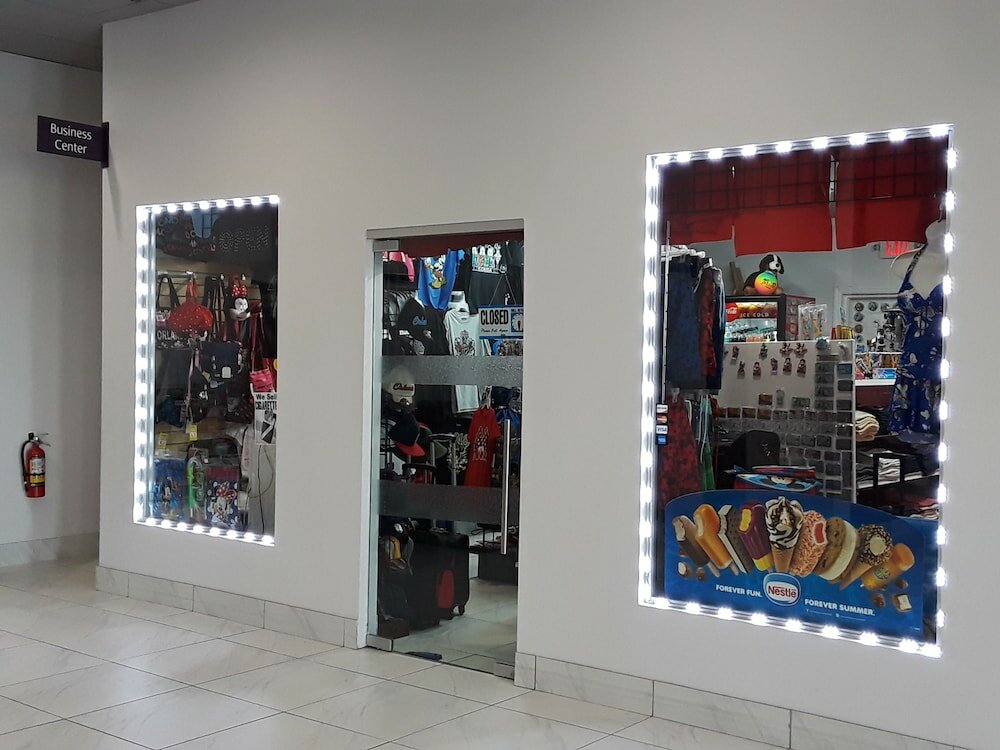 Фото Clarion Inn & Suites Across From Universal Orlando Resort