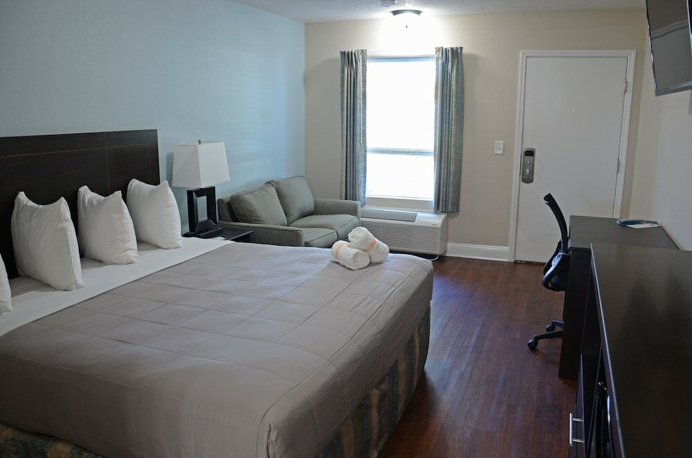 Фото Southern Oaks Inn