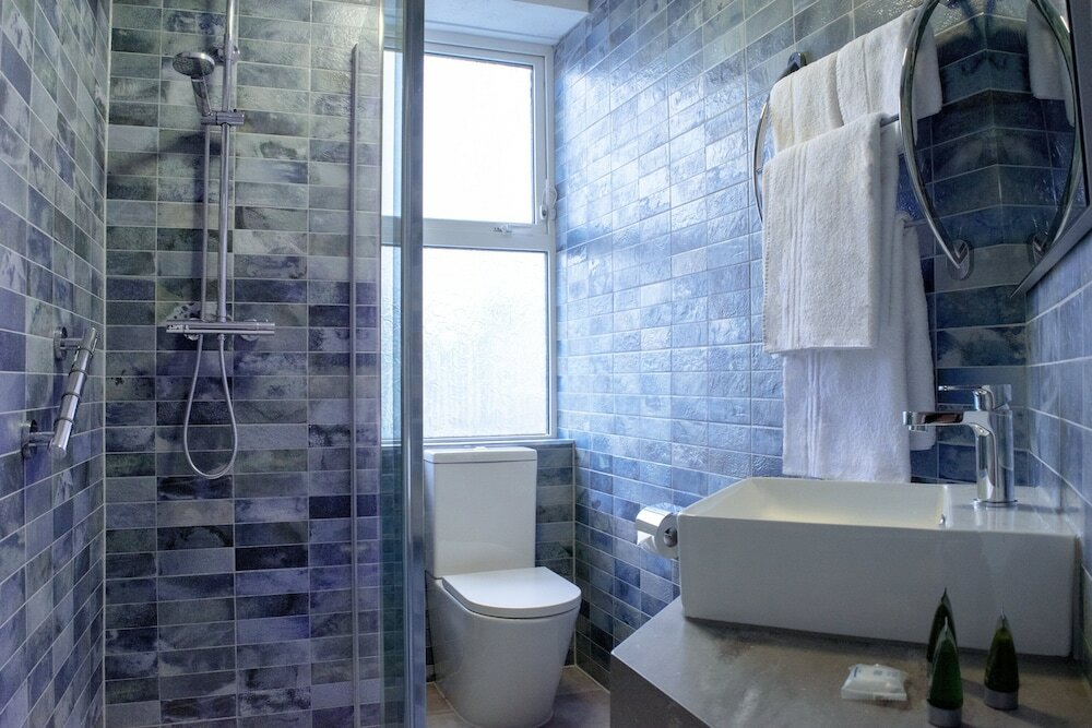 Фото Bournemouth West Cliff Hotel