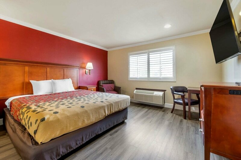 Гостиница Econo Lodge Moreno Valley