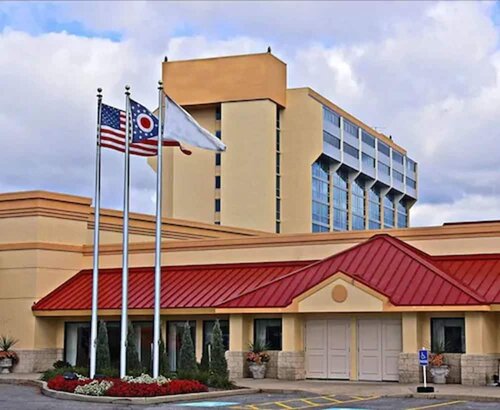 Гостиница Wyndham Cleveland Airport в Кливленде