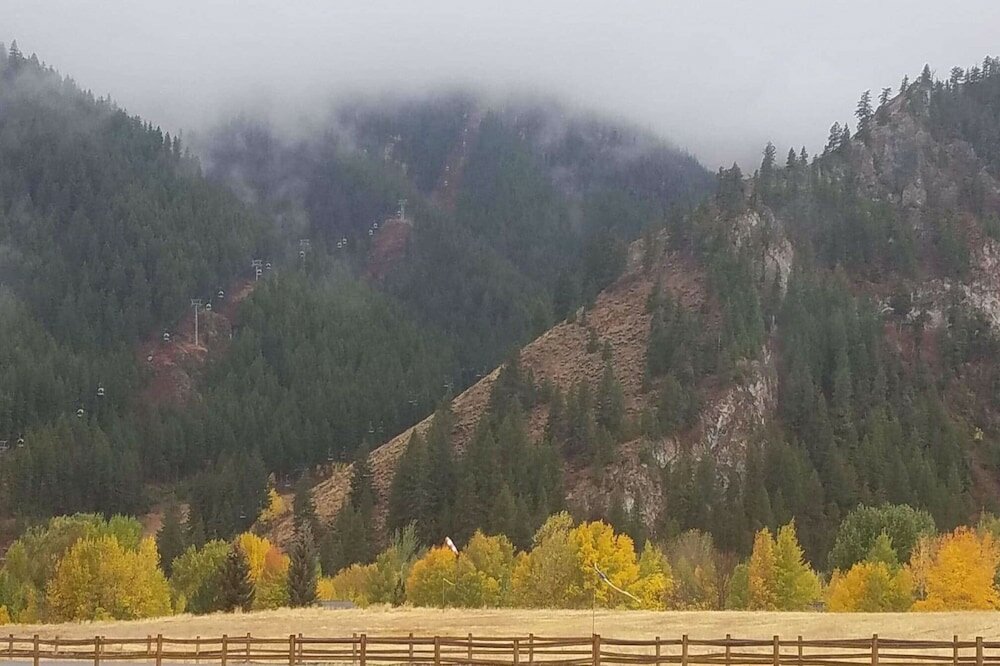 Фото Best Western Tyrolean Lodge