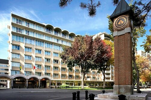 Гостиница Sheraton Cavalier Saskatoon Hotel в Саскатуне