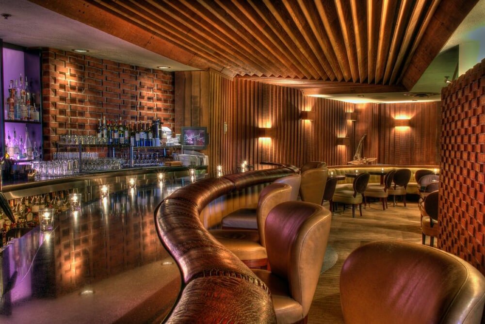 Фото Hotel deLuxe