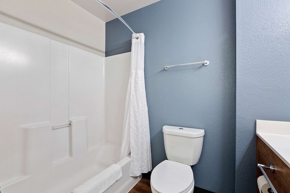 Фото Extended Stay America Premier Suites - Union City - Dyer St