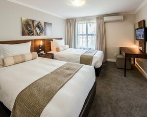 отель City Lodge Hotel Eastgate