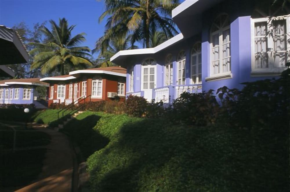 Фото Varca Palms Beach Resort