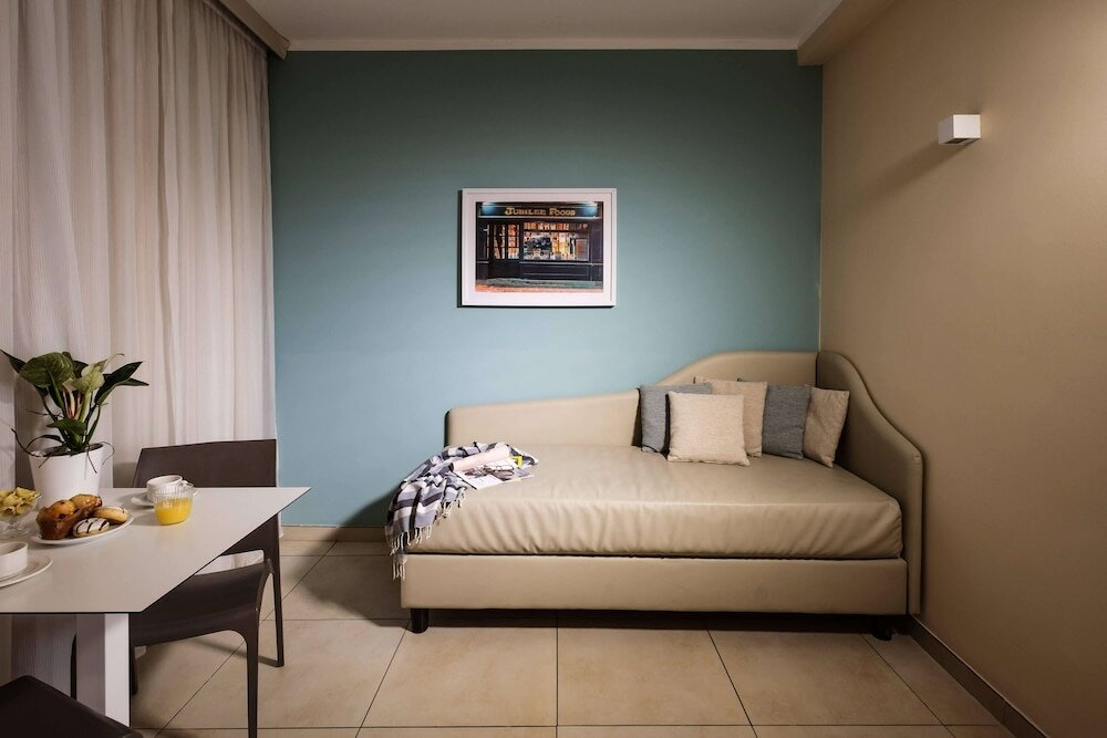 Фото 115 The Strand Hotel by Neu Collective