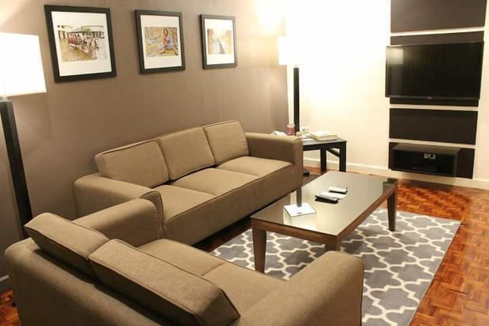 Фото Copacabana Apartment Hotel