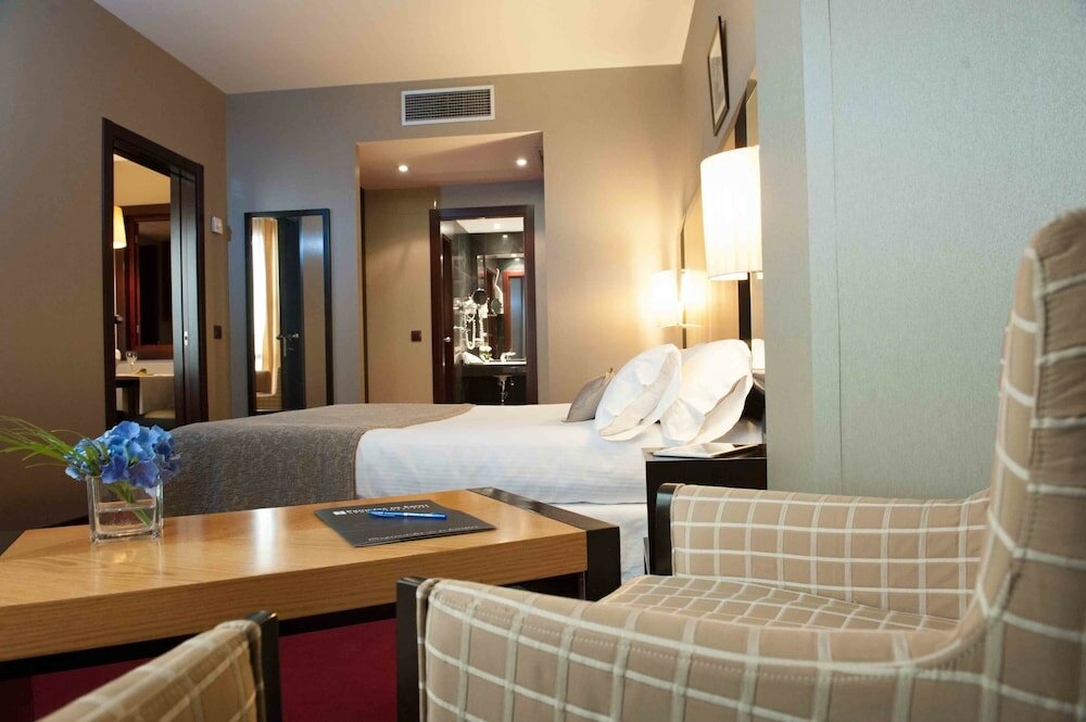 Фото Hotel Sercotel Princesa de Eboli