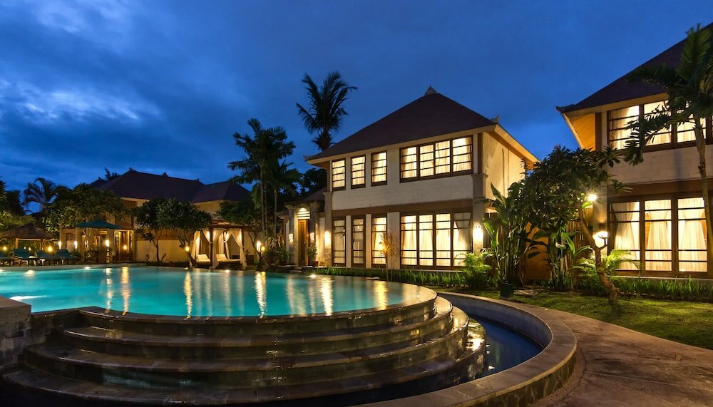 Фото Desamuda Village