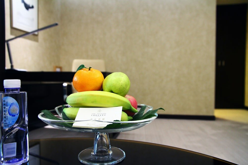 Фото The Pavilion Hotel