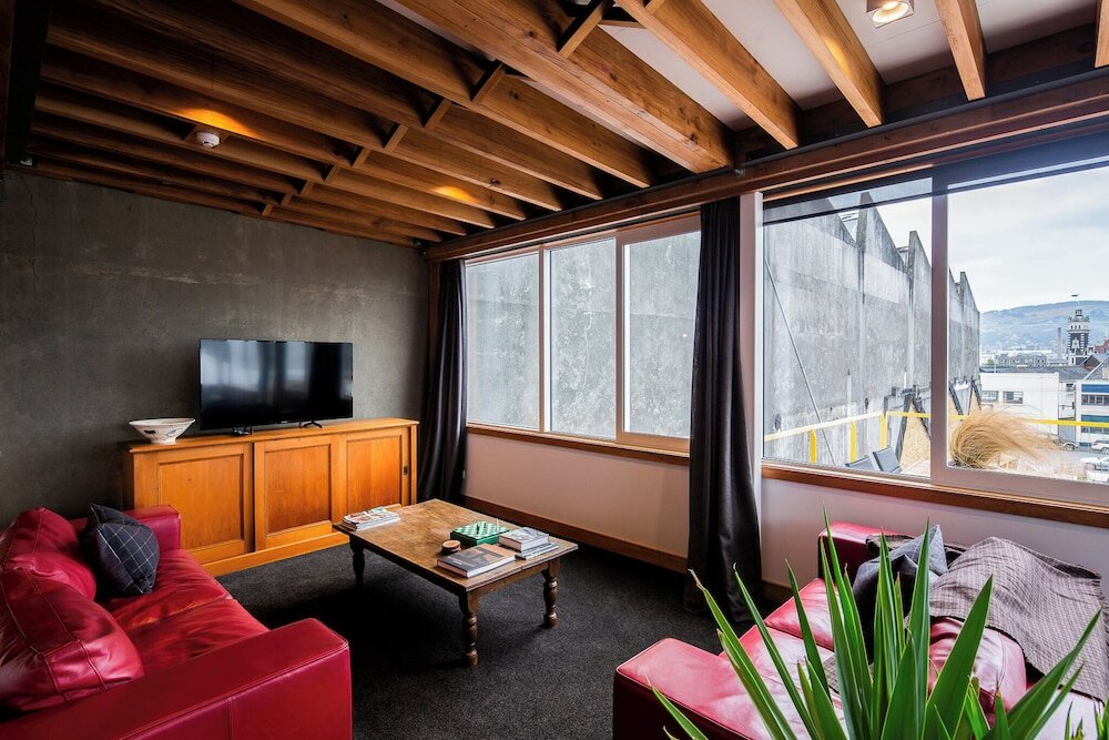 Фото The Thomas Gregg Apartments