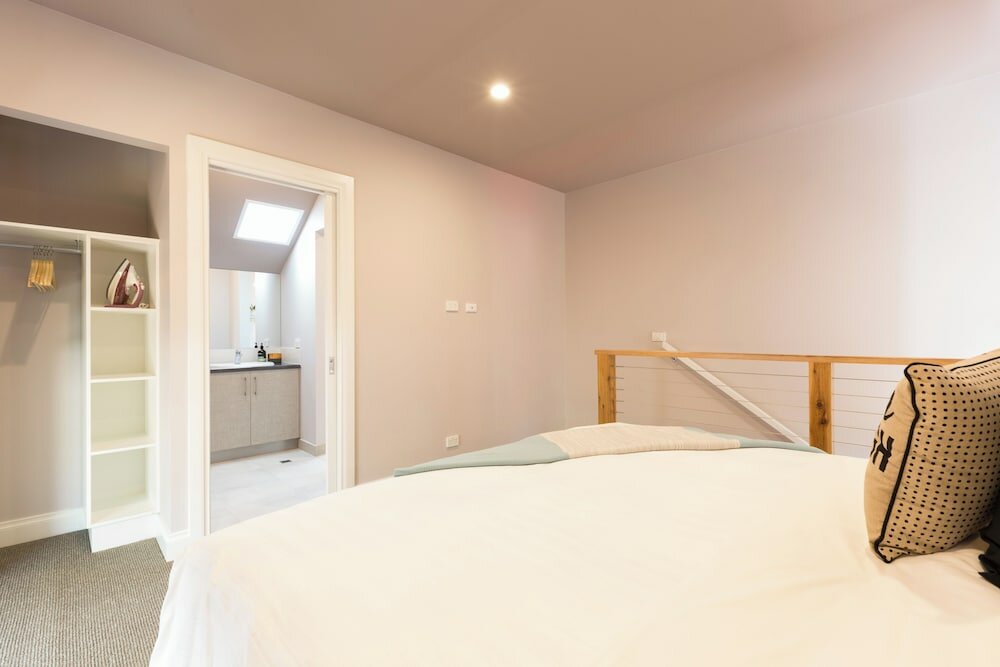 Фото The Old Mechanics