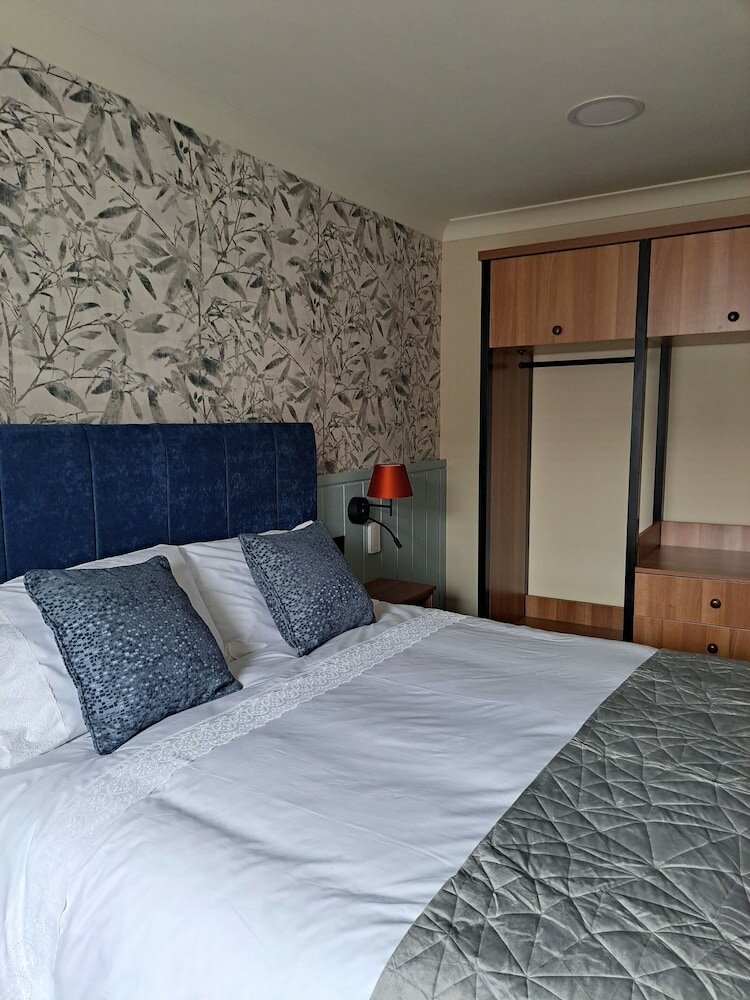 Фото Coachmans Inn