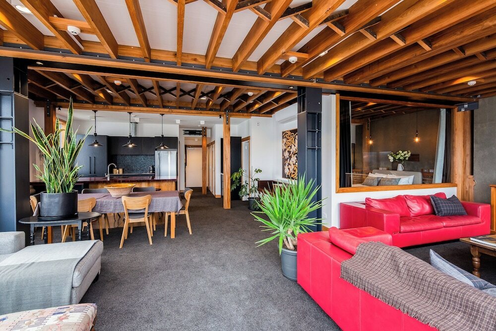 Фото The Thomas Gregg Apartments