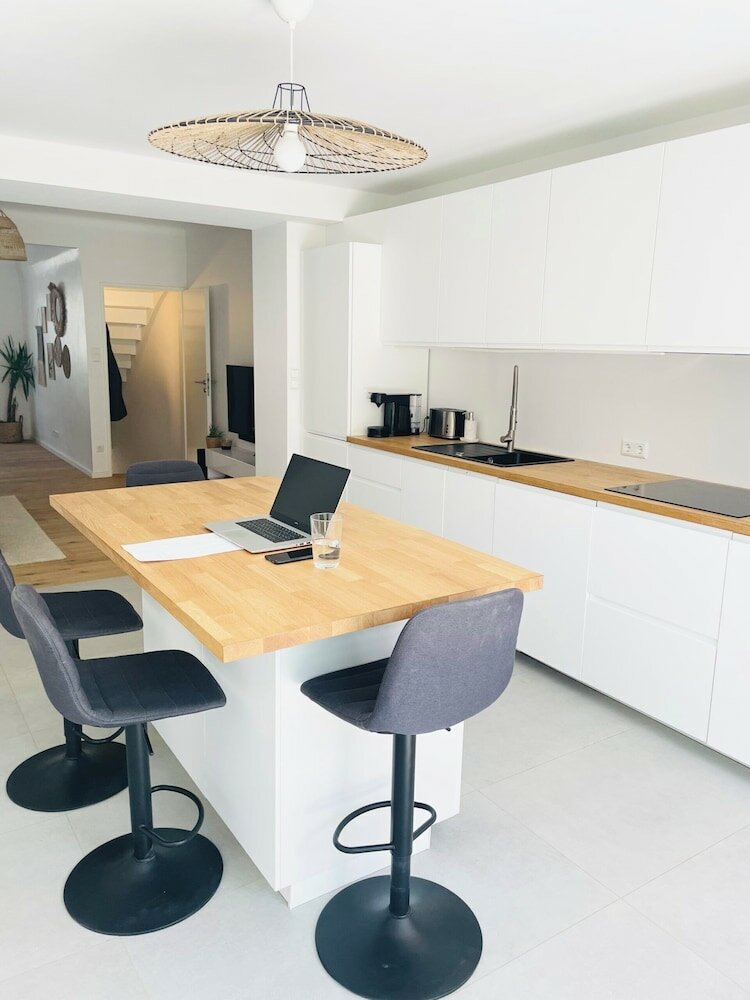 Фото Modern townhouse - Private Garden