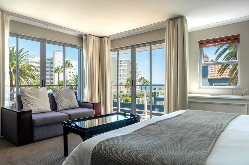 Фото The Bantry Aparthotel by Totalstay