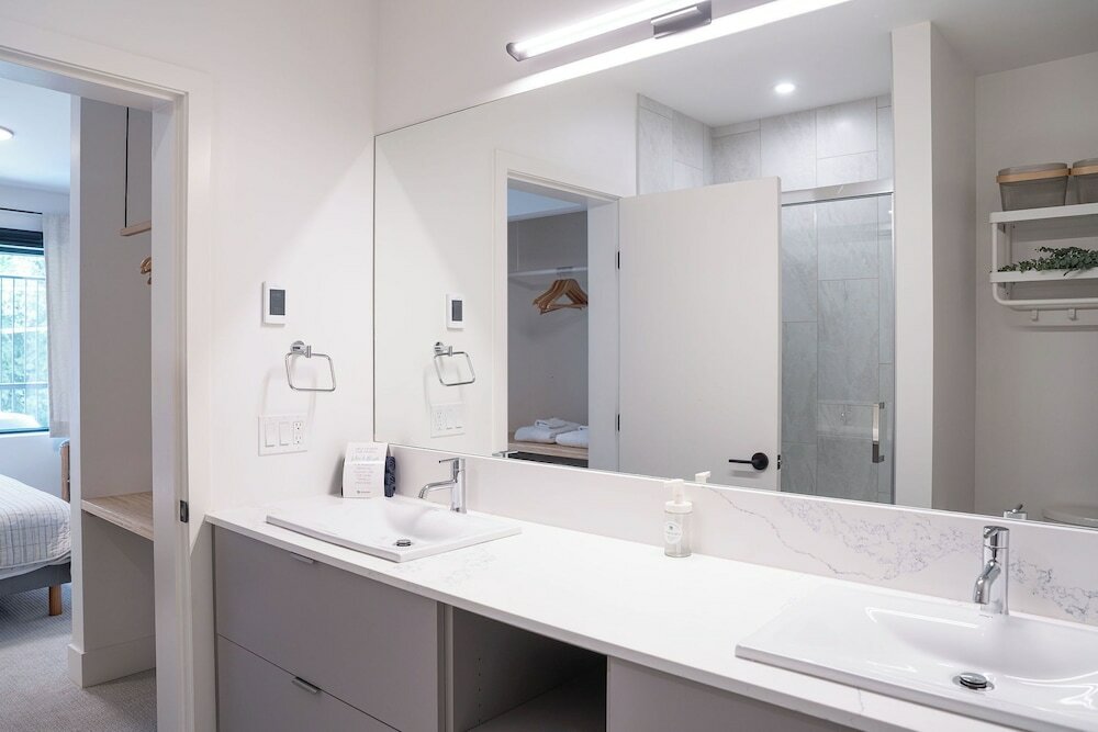 Фото Forever Young by Revelstoke Vacations