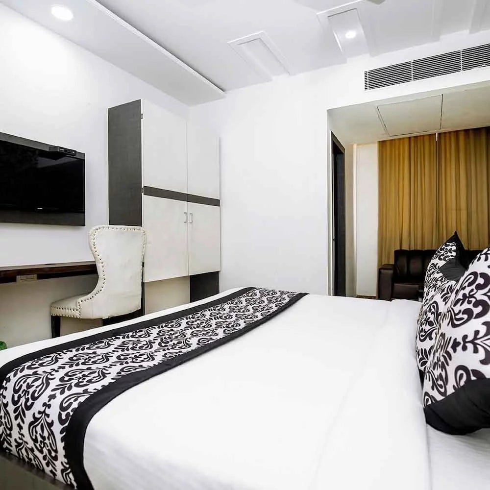 Фото Hotel A Star-50m away from Golden Temple