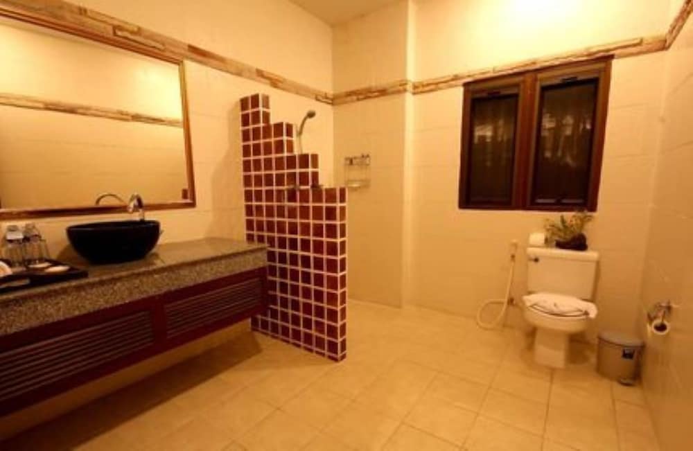 Фото Villa Raya Private Pool Villas Resort