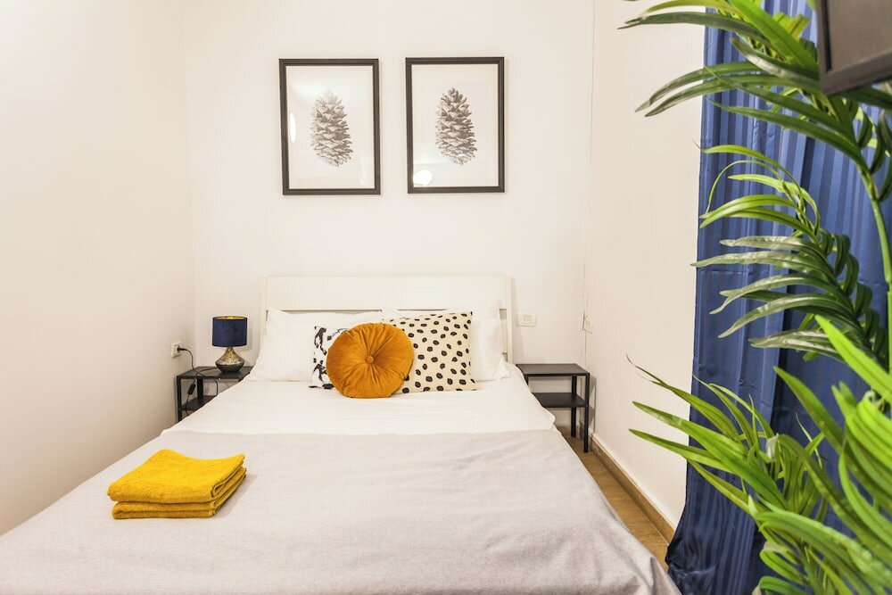 Фото HaYarkon Apartments