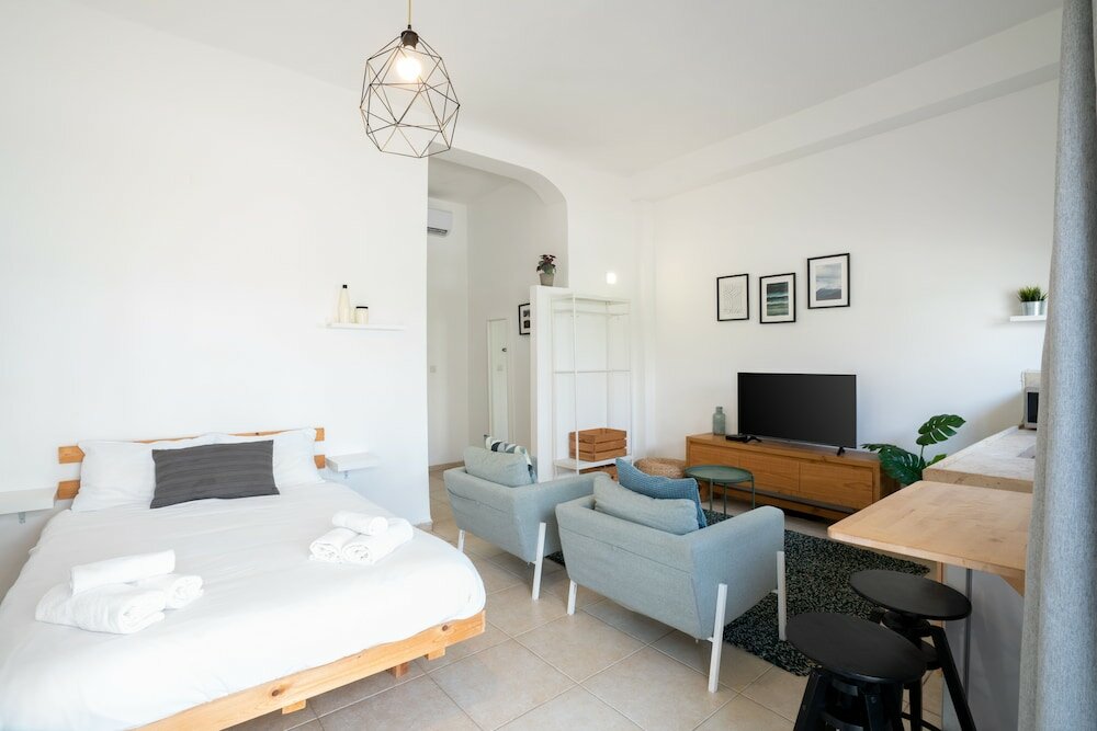 Фото Апартаменты Яркон - на пляже Тель-Авив