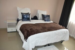 Гостиница Lulu Guest Lodge