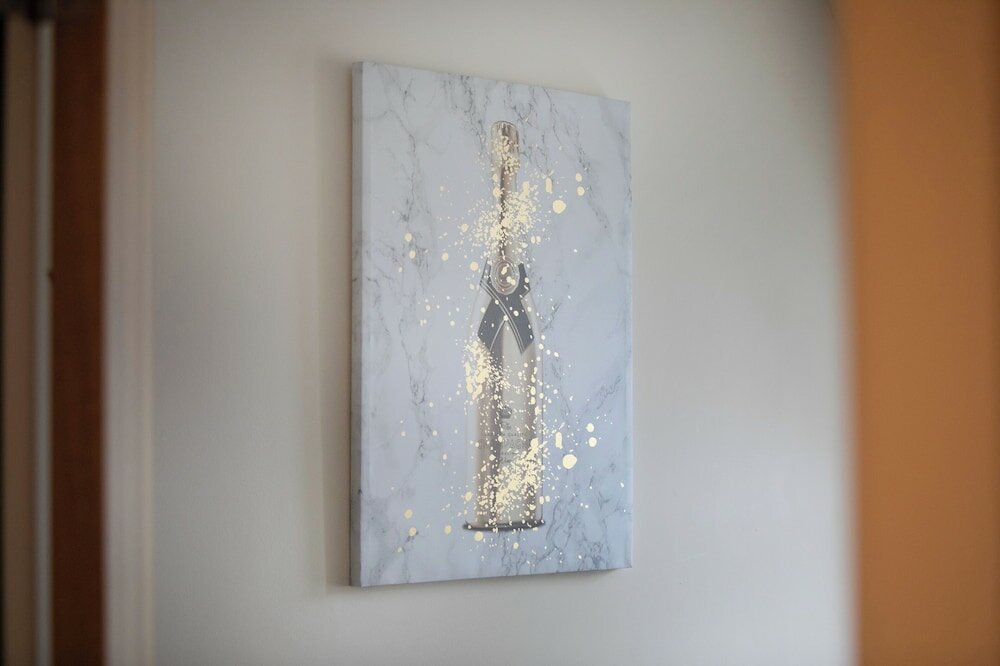 Фото 2 Bedroom Apartment in Heart of Notts