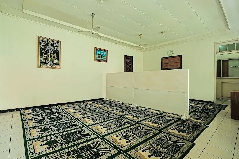 Фото Oyo 92454 Griya Raharja Guest House