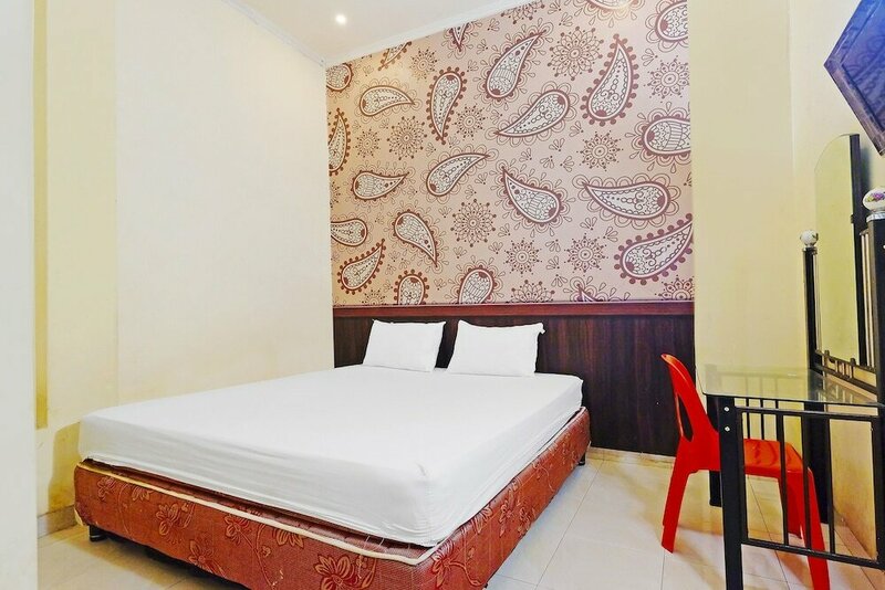 Гостиница Oyo 92710 Losmen Tjabe Merah в Матараме