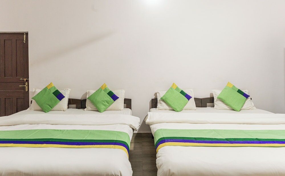 Фото Treebo Trend Rock Valley