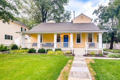 Гостиница Arlington Home w Pool ~ 5 Mi to National Mall! в Арлингтоне