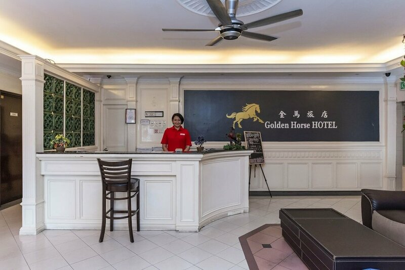 Гостиница Oyo 44027 Golden Horse Hotel