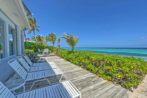 Гостиница Northside Grand Cayman Getaway w Private Beach!