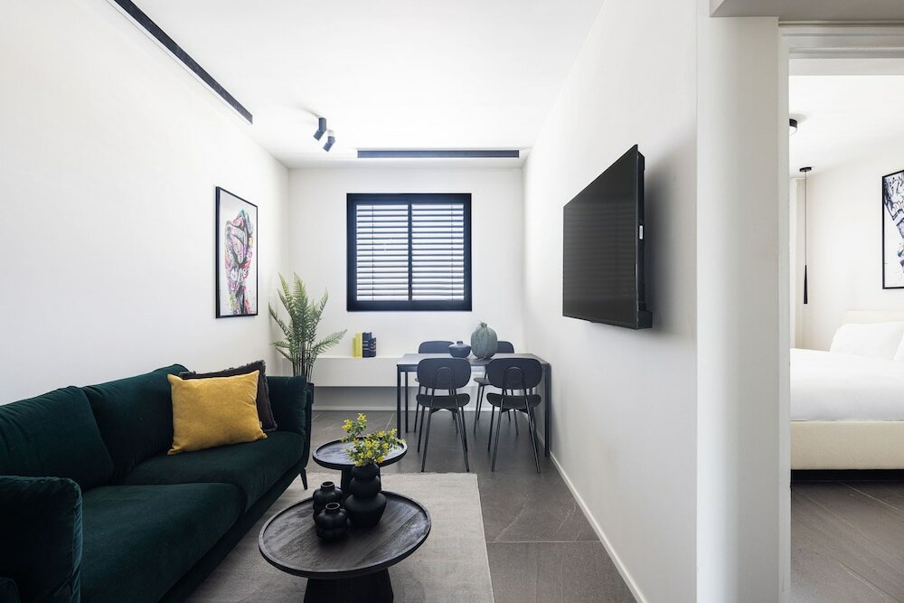 Фото Skyline Serenity by tlv2rent