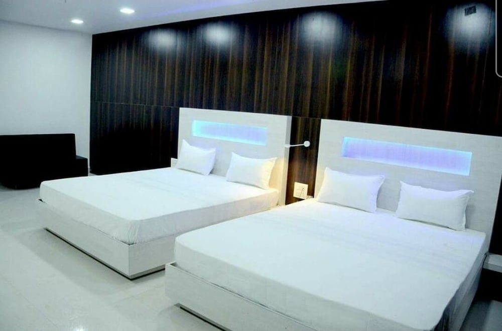 Фото Hotel Kanha Ujjain