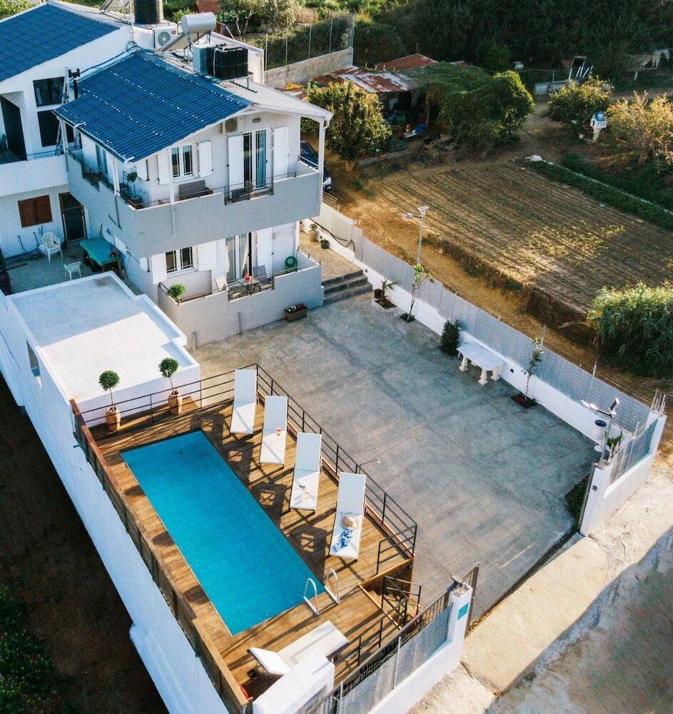 Фото ---Ammira Mare--House near sea with pool