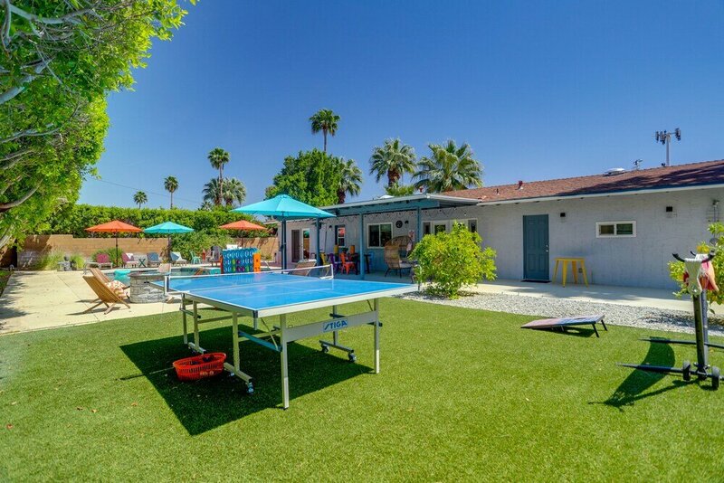Гостиница Palm Springs Vacation Rental w Outdoor Pool! в Палм-Спрингс