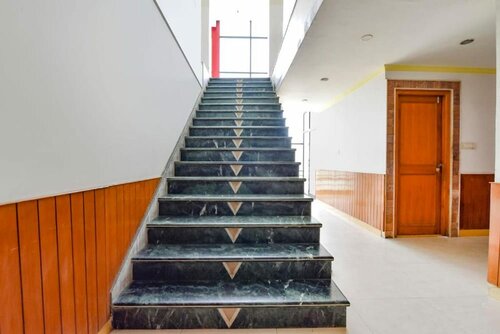 Гостиница Fabhotel Fly View
