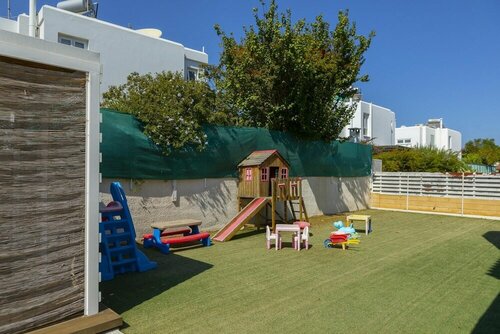 Гостиница Protaras Villa Nefeli 4 в Протарасе