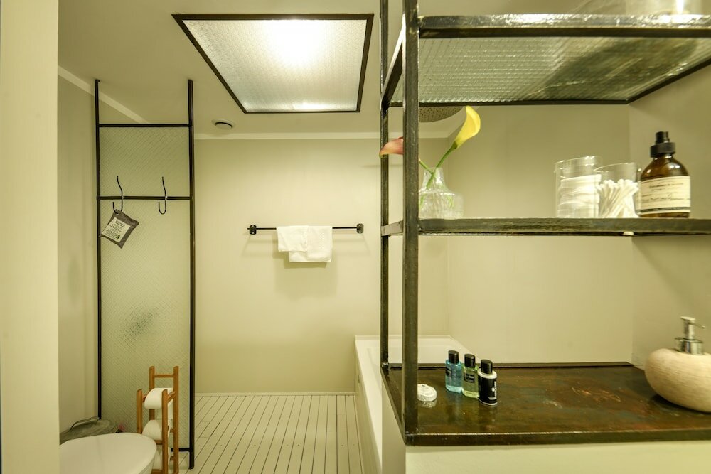 Фото Unique and Spacious 2br Apt with Terrace