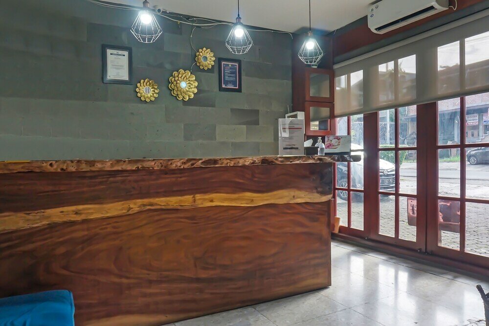 Фото Super Oyo 92134 Bogor Guest House Syariah