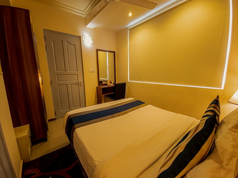 Фото Umet Seaview Hotel with Free Roundtrip Airport Pick up and drop off